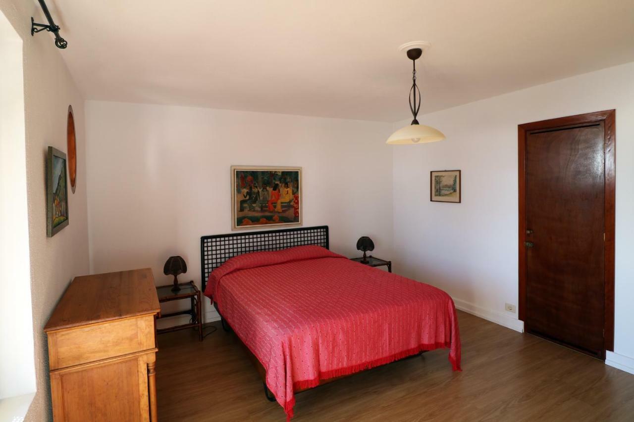 Escondida Villa *