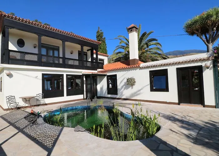 Villa Escondida