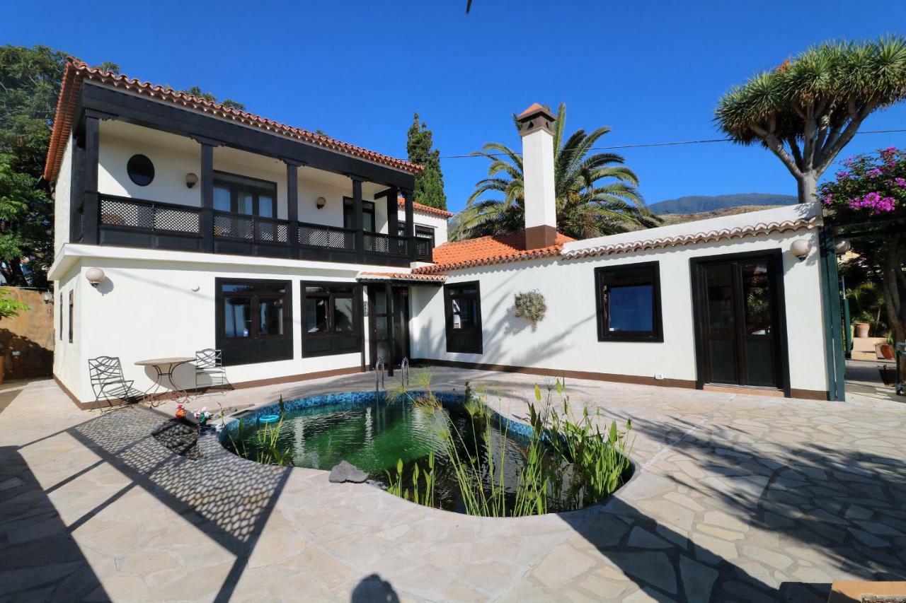 Escondida Villa *